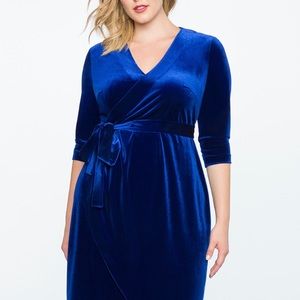 Eloquii blue velvet wrap dress 💙